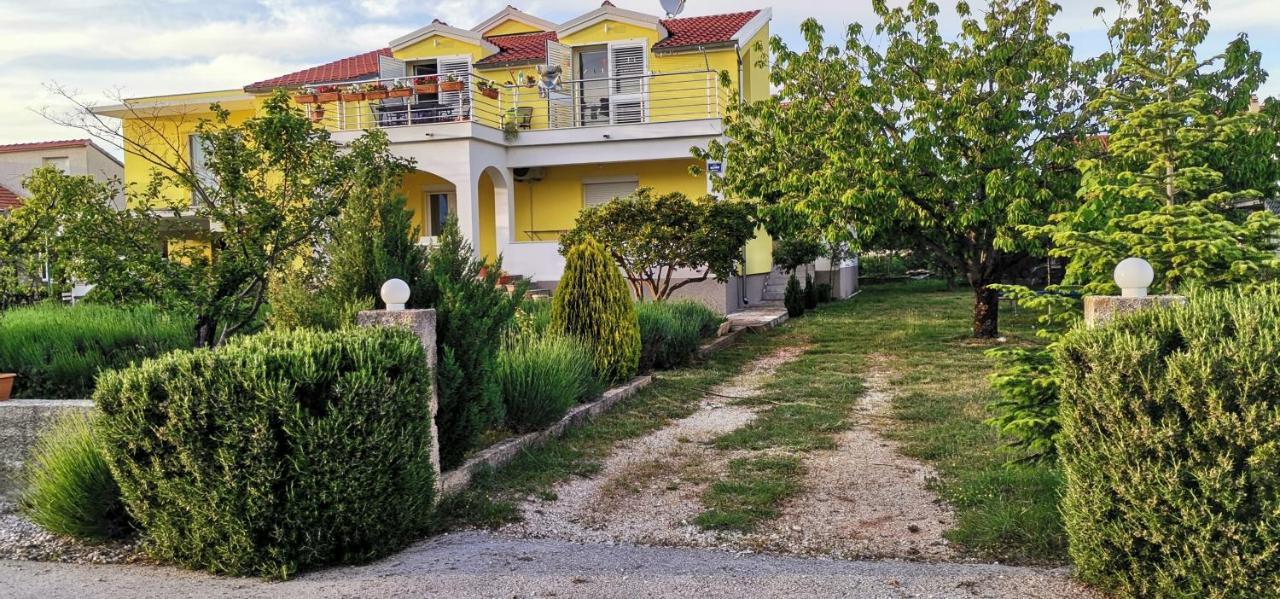 Andela Home - Krka Waterfalls Lozovac Ngoại thất bức ảnh