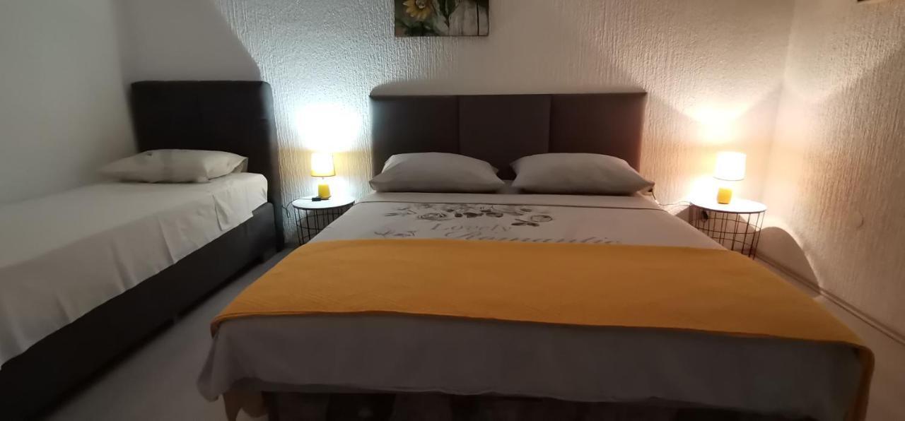 Andela Home - Krka Waterfalls Lozovac Ngoại thất bức ảnh