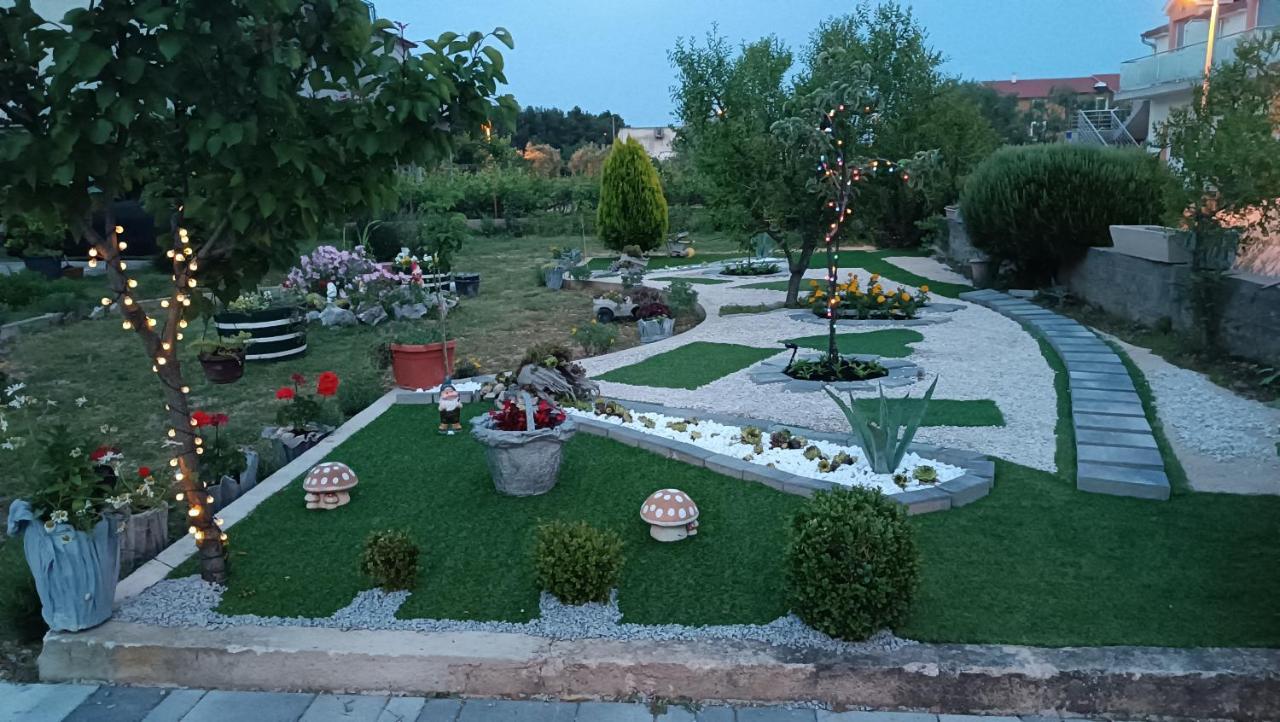 Andela Home - Krka Waterfalls Lozovac Ngoại thất bức ảnh