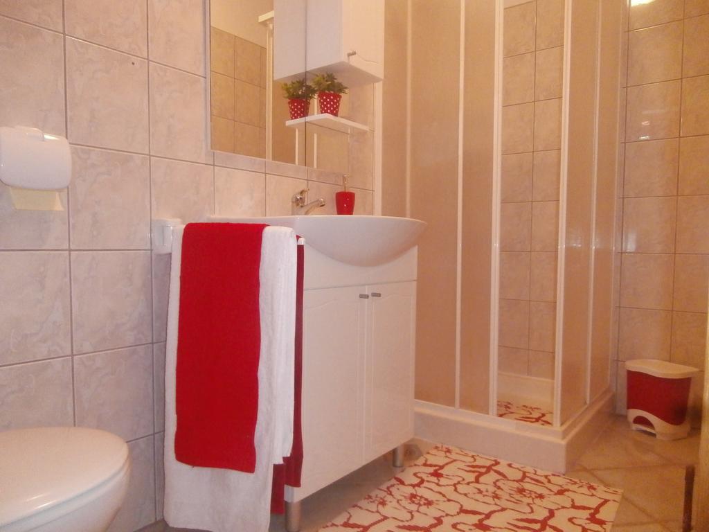 Andela Home - Krka Waterfalls Lozovac Ngoại thất bức ảnh